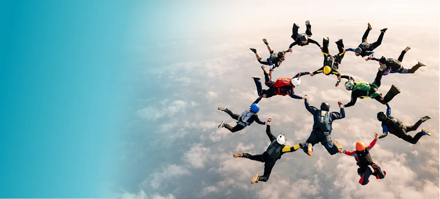 Team skydiving together